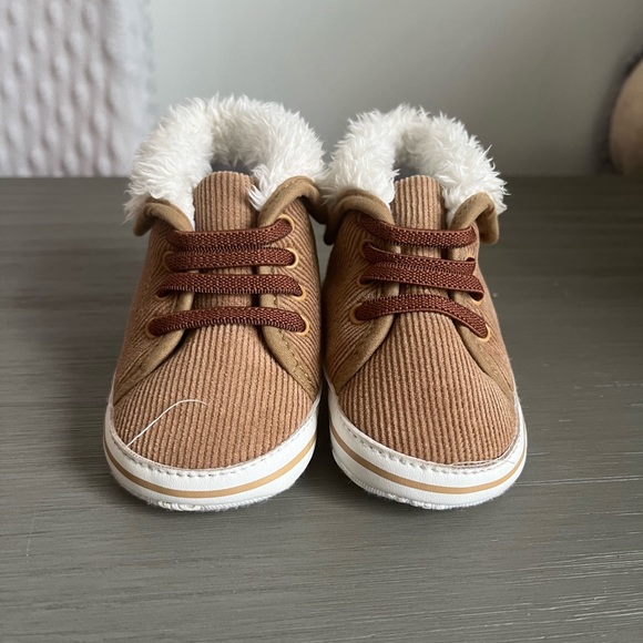 Toddler shoes (size3) - Picture 1 of 6